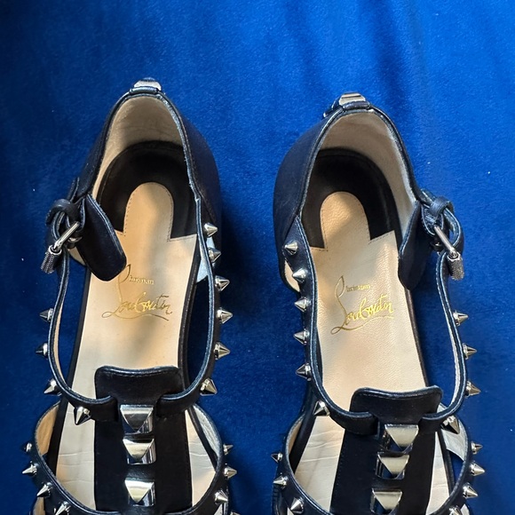Christian Louboutin Gladiator Flats - Picture 2 of 5
